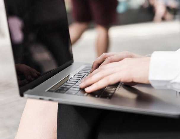 Laptop